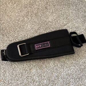 FitGirl Black Weightlifting Belt
